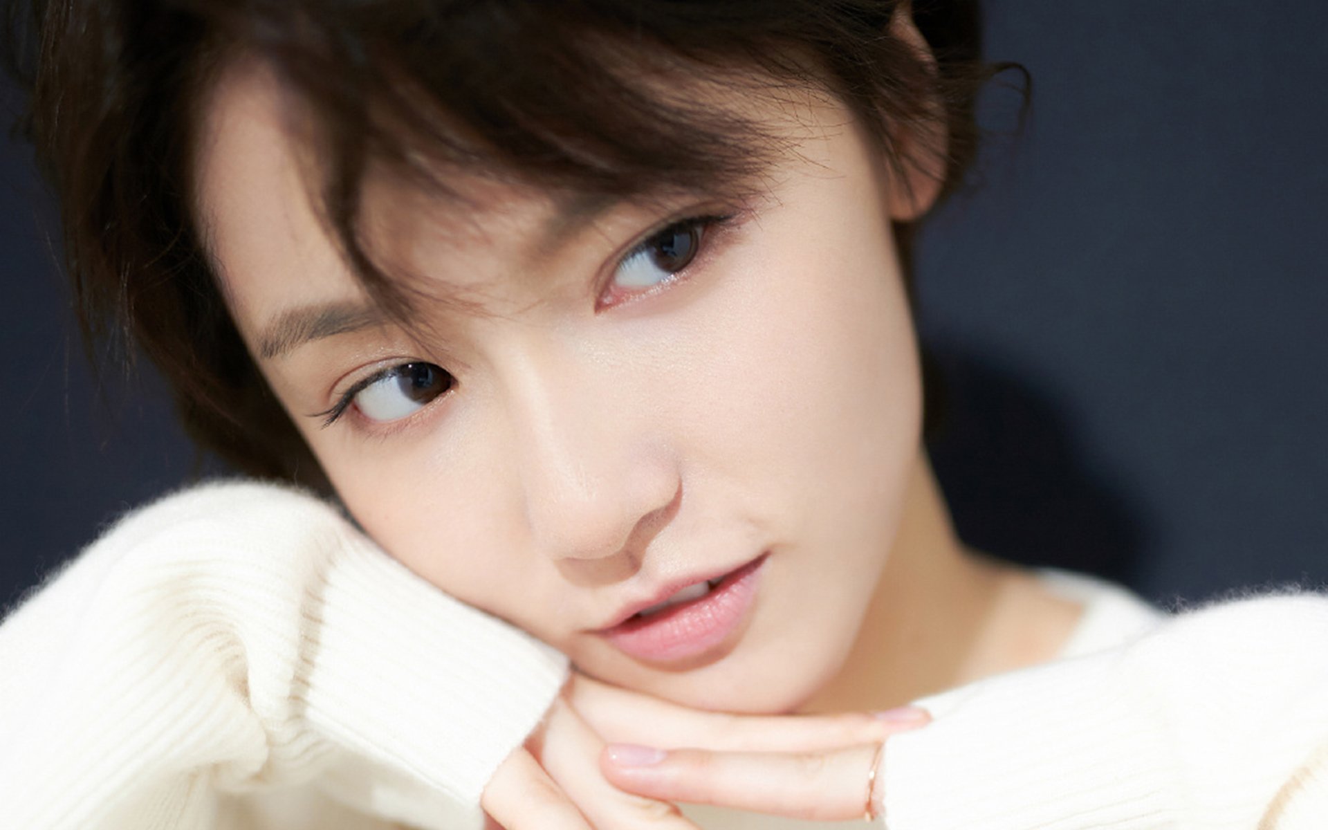 如何通过高位持球延缓对方防守转换，高位持球突破